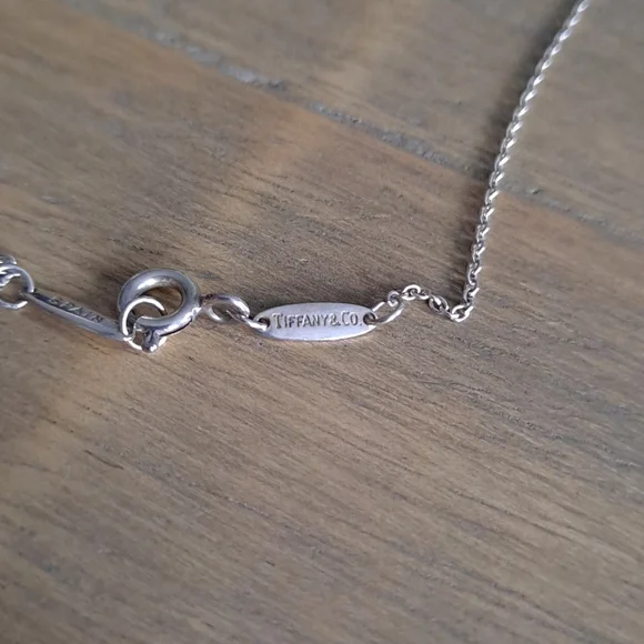 Authentic Tiffany & Co. Elsa Peretti heart necklace - Picture 5 of 13